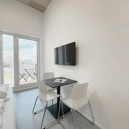Lägenhet Modernes Skyroom 1 *